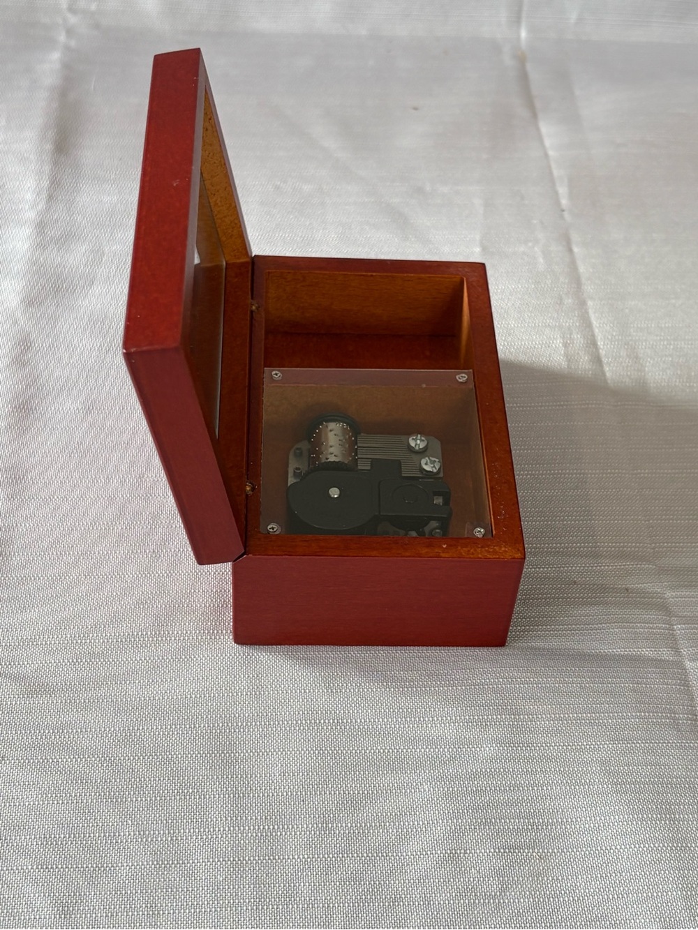 Musical Small Jewelry Box - - Picture 5 of 9